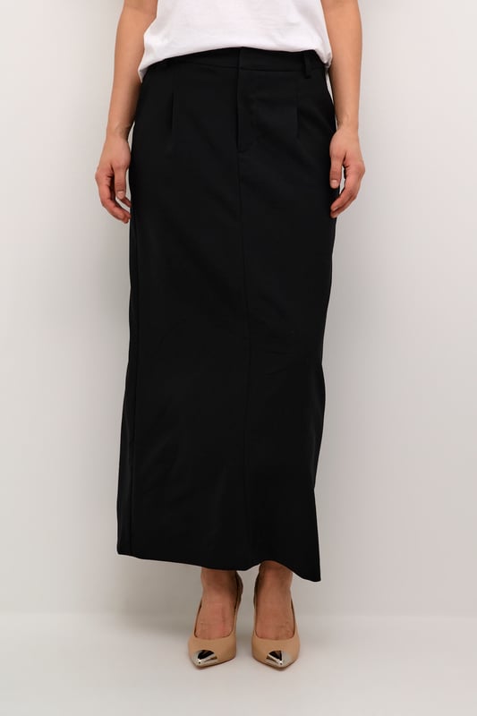 Regular fit,Hohe Taille,Knöchellänge  30° waschbar, Nicht bleichen, Nicht im Trockner trocknen, Tropnass aufhängen im Schatten, Kalt bügeln max. 110° C, Trockenreinigung  64% Polyester (Recycelt),33% Viskose,3% Elasthan