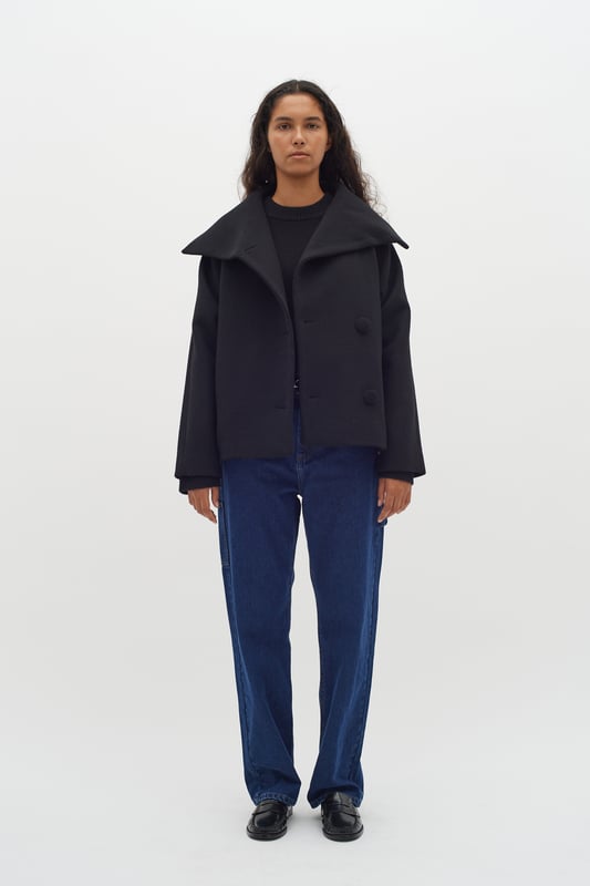Lockere Passform,Lange Ärmel  Professionelle Reinigung, Nicht bleichen, Nicht im Trockner trocknen, Tropnass aufhängen, Kalt bügeln max. 110° C, Trockenreinigung  50% Wolle,40% Polyester,5% Polyamid,3% Polyacryl,2% Viskose