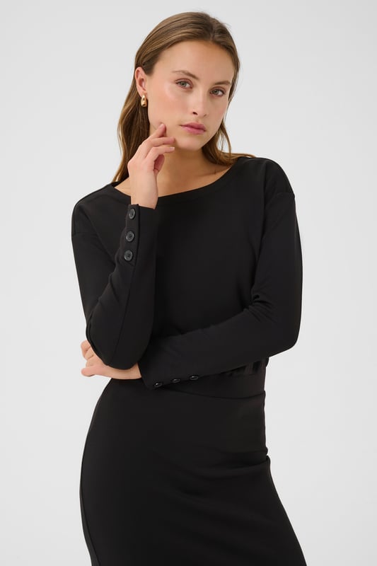 Relaxed fit,Elastische Taille,Knielänge,Lange Ärmel  Schonwäsche 30°, Nicht bleichen, Nicht im Trockner trocknen, Liegend trocken., Kalt bügeln max. 110° C, Trockenreinigung  51% Modal (TENCEL™),42% Polyester,7% Elasthan