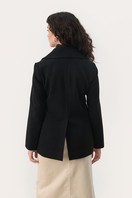 Classic fit,Lange Ärmel  Professionelle Reinigung, Nicht bleichen, Nicht im Trockner trocknen, Kalt bügeln max. 110° C, Trockenreinigung  40% Wolle (Recycelt),30% Polyester (Recycelt),25% Polyester,5% Sonstige fasern