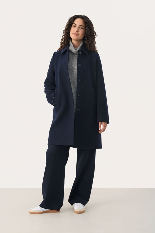 Classic fit,Boven de knie,Lange mouwen  Chemisch laten reinigen, niet bleken, niet in de droger drogen, koud strijken max. 110° C, Droogreiniging  40% Wol (Gerecycled),30% Polyester (Gerecycled),25% Polyester,5% Andere Vezels