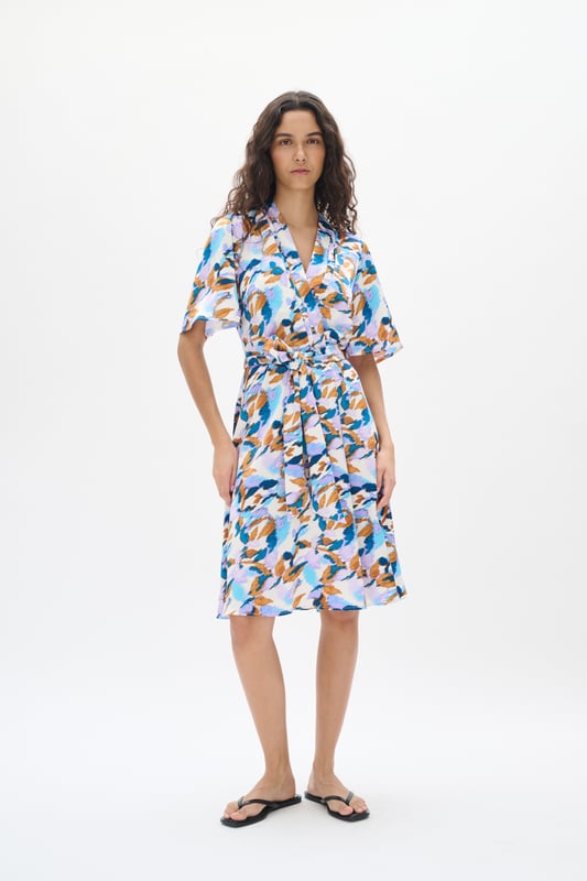 Feminine Form,Knielänge,Ellenbogenlänge  Schonwäsche 30°, Nicht bleichen, Nicht im Trockner trocknen, Tropnass aufhängen, Kalt bügeln max. 110° C, Nicht trockenreinigen  97% Polyester (Recycelt),3% Elasthan