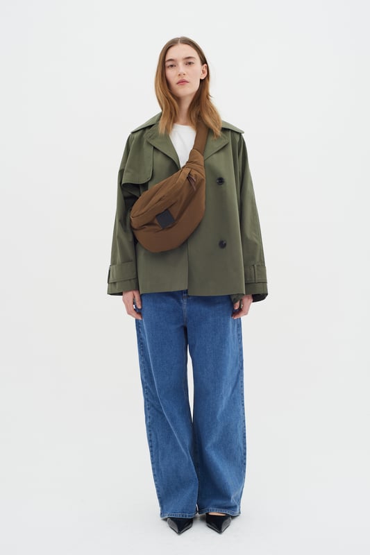 Baggy fit,Heup lengte,Lange mouwen  Fijne was 30°, niet bleken, niet in de droger drogen, Druipnat ophangen, koud strijken max. 110° C, Droogreiniging  59% Katoen,31% Polyester,10% Polyamide