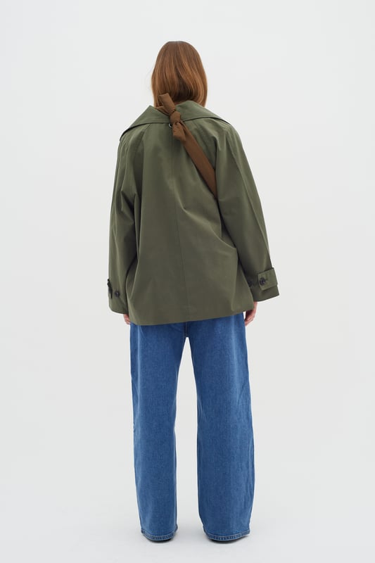 Baggy fit,Heup lengte,Lange mouwen  Fijne was 30°, niet bleken, niet in de droger drogen, Druipnat ophangen, koud strijken max. 110° C, Droogreiniging  59% Katoen,31% Polyester,10% Polyamide