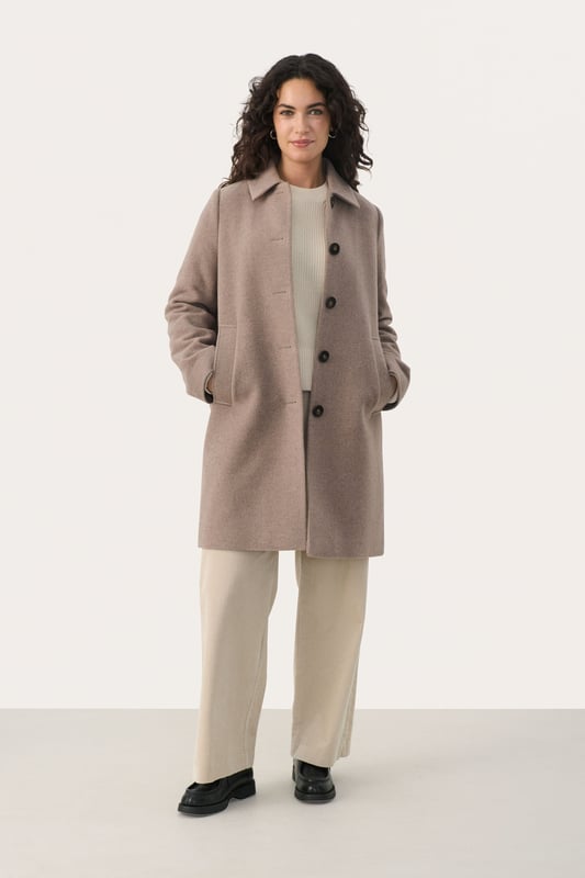 Classic fit,Boven de knie,Lange mouwen  Chemisch laten reinigen, niet bleken, niet in de droger drogen, koud strijken max. 110° C, Droogreiniging  40% Wol (Gerecycled),30% Polyester (Gerecycled),25% Polyester,5% Andere Vezels