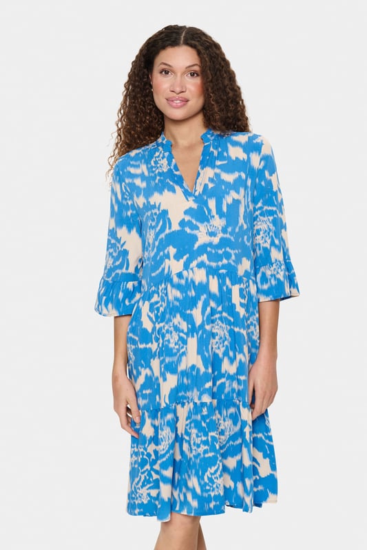 Casual fit,Knie  Fijne was 30°, niet bleken, niet in de droger drogen, Druipnat ophangen in de schaduw, koud strijken max. 110° C, Droogreiniging  100% Viscose (LENZING™ ECOVERO™)