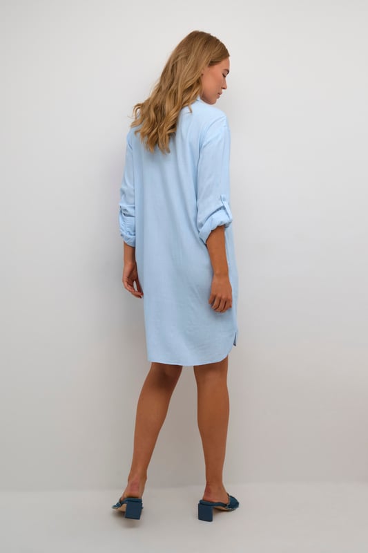 Loose fit,Boven de knie,Lange mouwen  Fijne was 30°, niet bleken, niet in de droger drogen, Druipnat ophangen in de schaduw, warm strijken max. 150° C, Droogreiniging  70% Viscose (LivaEco™),30% Linnen
