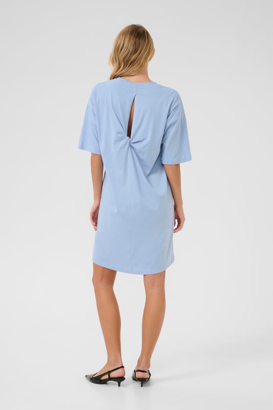 Oversize fit,Boven de knie,Elleboog lengte  Fijne was 30°, niet bleken, niet in de droger drogen, Druipnat ophangen in de schaduw, warm strijken max. 150° C, Droogreiniging  100% Katoen