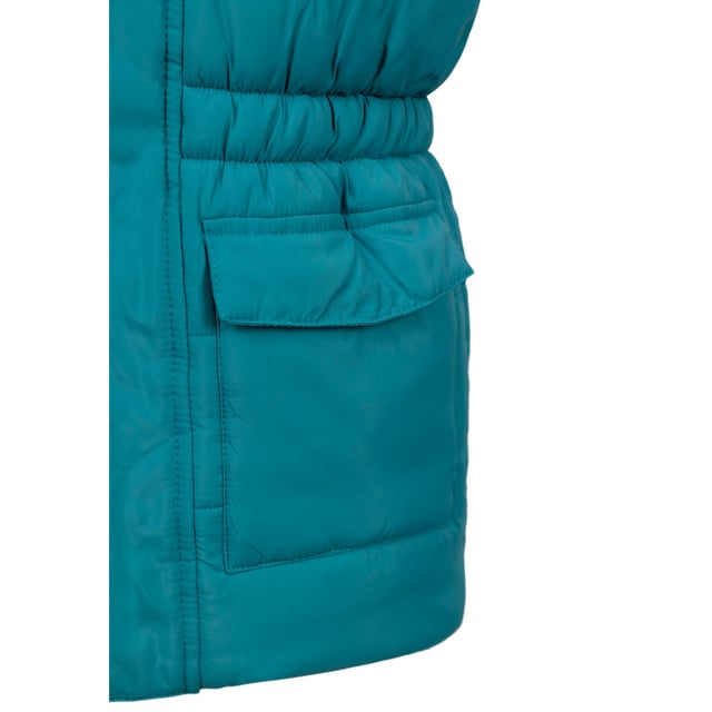 100% Polyester. Vulling: Geïsoleerd, Lichtgewicht. Ontwerp: Logo, Quilted. Stoftechnologie: Duurzaam. Elastische taille, onbeperkte bewegingsvrijheid. Mouwtype: Mouwloos. Halslijn: Staande Kraag. Kap Kenmerken: Opvouwbaar. Zakken: 2 opgestikte zakken, klepsluiting. Bevestiging: Volledige ritssluiting. 2-3 jaar: 21 in. 3-4 jaar: 22 in. 5-6 jaar: 24 in. 7-8 jaar: 26 in. 11-12 jaar: 31 in. 9-10 jaar: 28 in.