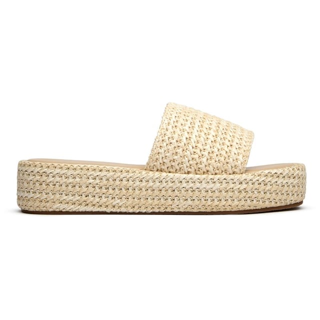 Damessandalen met een natuurlijke Solesister Seren Weave Flatform, gemaakt van synthetisch materiaal en een synthetische zool. Voorzien van een vierkante neus en een synthetische voering en binnenzool.