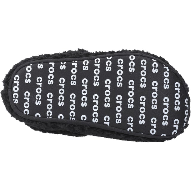 No plans are the best plans for our fuzzy-all-over Classic Cozzzy Slipper. We've transformed our iconic Classic Clog into the perfect staying in shoe for those days when relaxing is all you've got on the agenda.