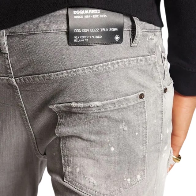 Skater Jean, Button Closure, Made In Italy, 98% Cotton, 2% Elastane, Grey Denim, Light Grey Denim Jacket,  Slim Fit With A Tapered Leg, Paint Splatter Design, Skater jeans in a Grey Wash