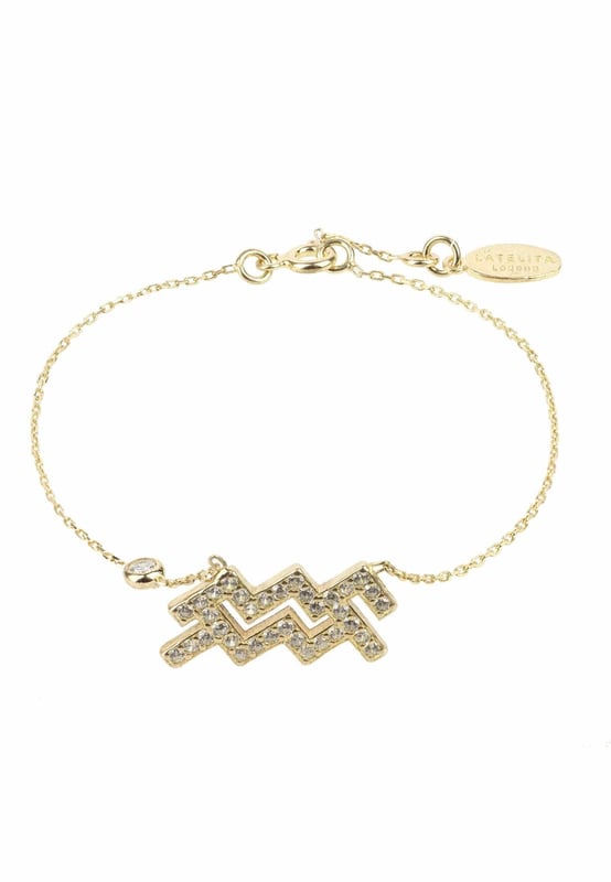 Start your year off right with this stylish and on-trend Zodiac Horoscope Star Sign Bracelet. This Aquarius bracelet, made of 925 sterling silver, is set with white zirconia stones and plated in your choice of 22ct gold, 22ct rose gold, or rhodium. The star sign motif is unique and eye-catching, while the adjustable 14.5cm - 17cm size ensures a perfect fit for anyone. With a lobster clasp and size adjuster, this bracelet is easy to put on and take off, and the 1.9g weight is comfortable to wear all day long.Aquarius is the eleventh sign of the zodiac, and people who are born under this sign are said to be creative, intelligent, and independent. They are often attracted to careers in the arts or sciences, and they have a strong sense of justice and fairness.Aquarius birthdays falls between January 20 - February 18, so treat yourself or a friend to this stylish and unique zodiac bracelet today!