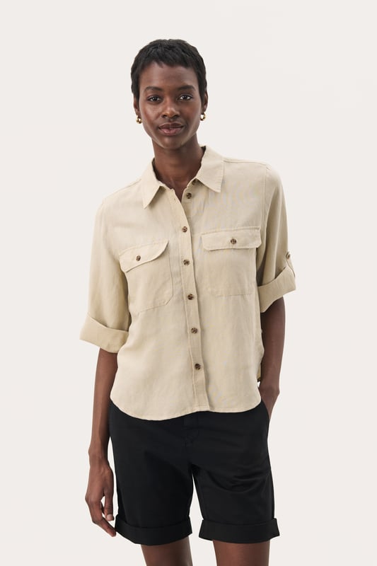 Regular fit,3/4 mouwen  Fijne was 30°, niet bleken, niet in de droger drogen, Druipnat ophangen in de schaduw, koud strijken max. 110° C, Droogreiniging  50% Linnen,50% Viscose (LENZING™ ECOVERO™)