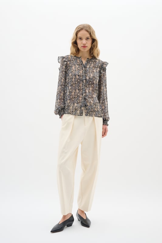 Regular fit,Lange mouwen  Wassen op 40°, niet bleken, niet in de droger drogen, koud strijken max. 110° C, Droogreiniging  100% Polyester