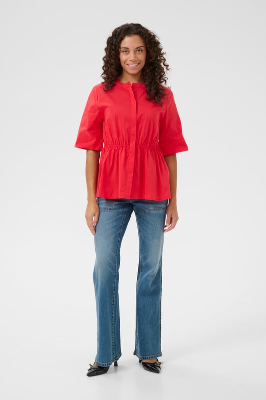 Feminine,Normale lengte,Boven elleboog  Fijne was 30°, niet bleken, niet in de droger drogen, Liggend laten drogen., koud strijken max. 110° C, Droogreiniging  65% Katoen,33% Polyester,2% Elastaan