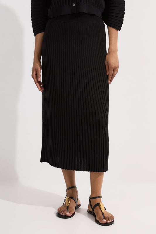 Pleated Rib Knitted Skirt
