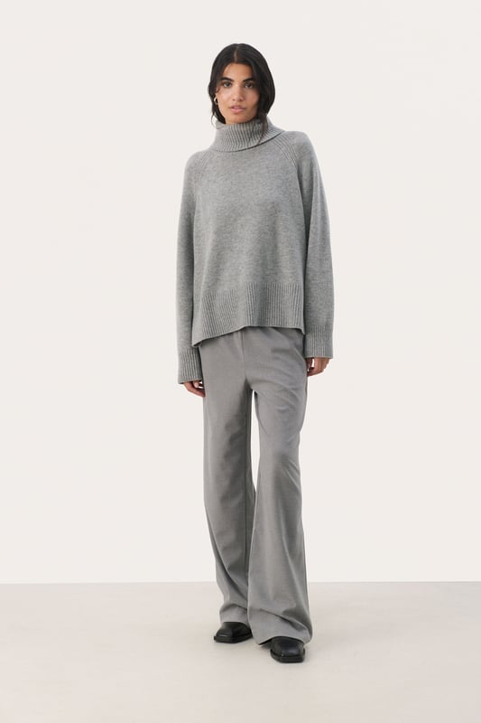 Easy fit,Comfort Taile,Lang,Weite leg  Schonwäsche 30°, Nicht bleichen, Nicht im Trockner trocknen, Tropnass aufhängen im Schatten, Kalt bügeln max. 110° C, Trockenreinigung  65% Polyester (Recycelt),33% Viskose,2% Elasthan