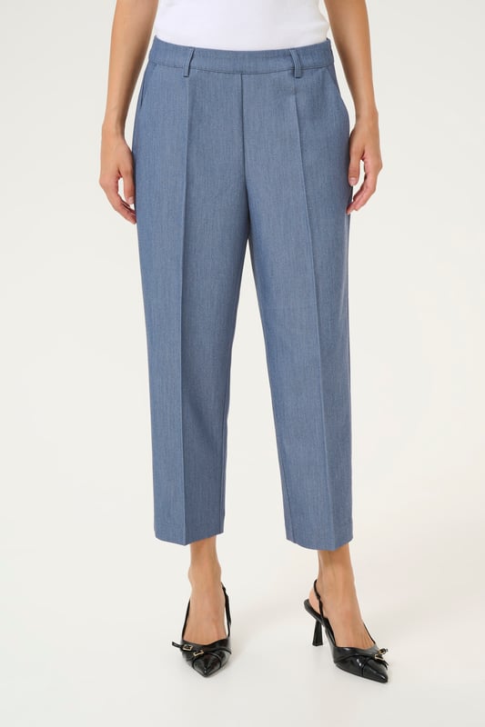 Casual fit,Hohe Taille,Knöchellänge,Gerade  30° waschbar, Nicht bleichen, Nicht im Trockner trocknen, Tropnass aufhängen im Schatten, Kalt bügeln max. 110° C, Trockenreinigung  77% Polyester (Recycelt),18% Viskose,5% Elasthan
