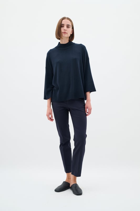 Slim fit,Mittlere Taille,Knöchellänge  Schonwäsche 30°, Nicht bleichen, Nicht im Trockner trocknen, Tropnass aufhängen, Kalt bügeln max. 110° C, Trockenreinigung  58% Baumwolle,37% Polyester,5% Elasthan