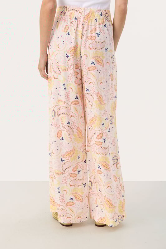 Easy fit,Comfort Taile,Lang,Weite leg  Schonwäsche 30°, Nicht bleichen, Nicht im Trockner trocknen, Tropnass aufhängen im Schatten, Kalt bügeln max. 110° C, Trockenreinigung  100% Viskose (LENZING™ ECOVERO™)