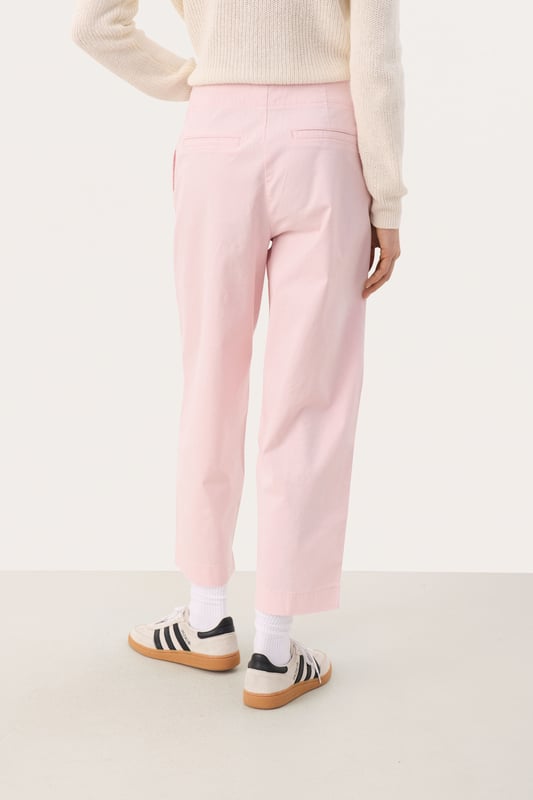 Contemporary fit,Normale Passform,Über Knöchellänge,Tapered  30° waschbar, Nicht bleichen, Nicht im Trockner trocknen, Tropnass aufhängen im Schatten, Warm bügeln max. 150° C, Professionelle Reinigung.  98% Baumwolle,2% Elasthan