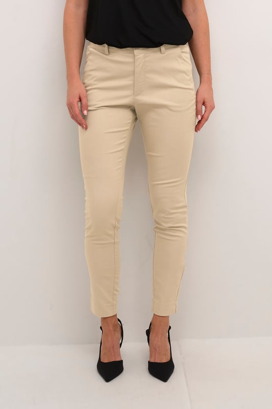 Regular fit,Regular taille,Enkel lengte,Slim  Fijne was 30°, niet bleken, niet in de droger drogen, Druipnat ophangen in de schaduw, koud strijken max. 110° C, Droogreiniging  38% Polyester,30% Katoen,30% Viscose,2% Elastaan