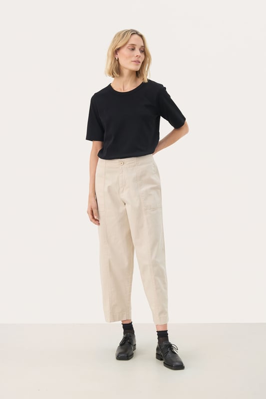 Contemporary fit,Normale Passform,Über Knöchellänge,Tapered  30° waschbar, Nicht bleichen, Nicht im Trockner trocknen, Tropnass aufhängen im Schatten, Warm bügeln max. 150° C, Professionelle Reinigung.  98% Baumwolle,2% Elasthan