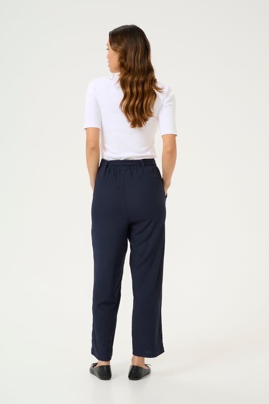 Loose fit,Cropped lengte,Straight  Fijne was 30°, niet bleken, niet in de droger drogen, Druipnat ophangen in de schaduw, koud strijken max. 110° C, Niet droog reinigen  98% Polyester,2% Elastaan