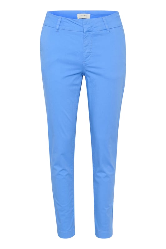 Regular fit,Regular taille,Lengte net boven de enkel,Straight  Wassen op 30°, niet bleken, niet in de droger drogen, Druipnat ophangen in de schaduw, warm strijken max. 150° C, Chemisch laten reinigen.  98% Katoen,2% Elastaan