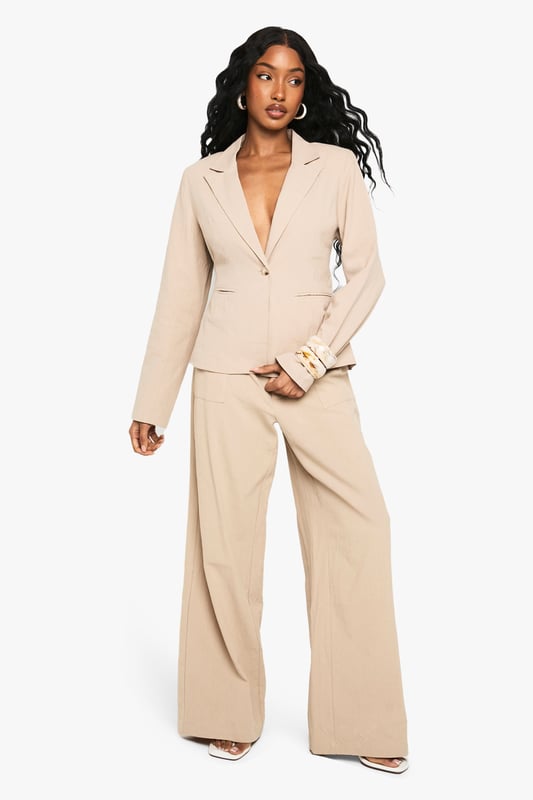 Trousers are a more sophisticated alternative to skinniesTrousers take on a realxed silhouette for the new season, with sports tailoring setting the trends and the wide leg one to watch. Pick printed palazzo pants for a dramatic day time look and tone down with a basic tee, or go for androgynous appeal in tapered man pants and wear with worn-in trainers for a trend-led twist.
