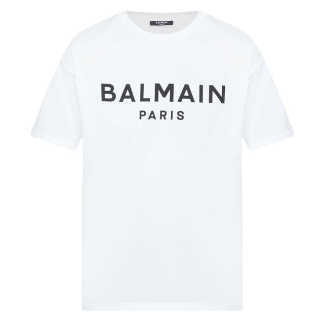 Elevate your wardrobe with the Balmain Paris Bold Brand Logo White T-Shirt, a statement piece that combines luxury and casual style effortlessly. Crafted from premium, soft cotton, this t-shirt ensures all-day comfort while showcasing the iconic Balmain logo boldly across the chest. Its crisp white colour offers versatile pairing options, making it perfect for both relaxed weekends and stylish outings. Designed for those who appreciate high fashion with a modern edge, this t-shirt adds a touch of Parisian sophistication to any outfit. Invest in timeless quality and standout style with this essential Balmain piece. 100% Cotton. Made In Italy. AH1EF000BB29 GAB