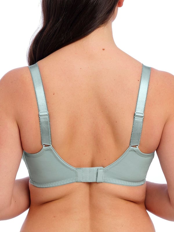 Fantasie Reflect Moulded Spacer Bra. Underwired for additional comfort. The product is recommended for hand wash only.