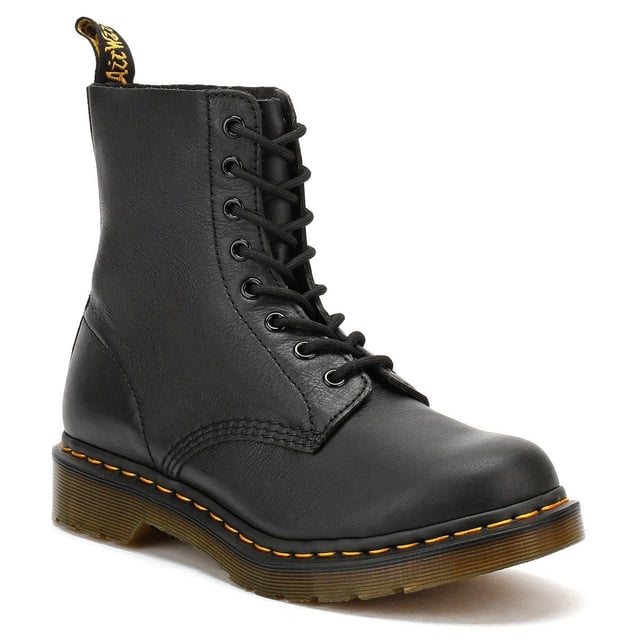 The Pascal Virginia ankle boot has a full smooth leather upper in a revamped matte black finish and exposed stitching compliment these boots. Pascal is made with Virginia, a soft, fine grained Nappa leather.
