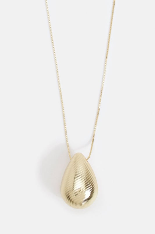Pearl Detail Drop Necklace
