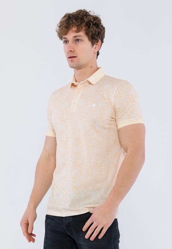 Poloshirt Kurzarm Alejandro Entdecken Sie den Inbegriff modernen Stils mit der Felix Hardy Polo-T-Shirt-Kollektion. Aus hochwertigen Materialien gefertigt, verkörpert jedes Poloshirt eine Mischung aus Raffinesse und Komfort. Diese Hemden, die als Grundnahrungsmittel in der Garderobe stilvoller Individuen konzipiert sind, bestehen aus hochwertiger Baumwolle und anderen natürlichen Stoffen und sorgen für ganztägigen Komfort. Elegante Details und akribische Handwerkskunst spiegeln Felix Hardys Engagement für Handwerkskunst und Design wider. Geeignet sowohl für den Alltag als auch für besondere Anlässe, verbinden diese Poloshirts mühelos Stil und Komfort. Die Felix Hardy Polo-T-Shirt-Kollektion bietet Optionen, die den Geschmack und die Vorlieben jedes Einzelnen widerspiegeln und seinen einzigartigen Stil zum Ausdruck bringen.