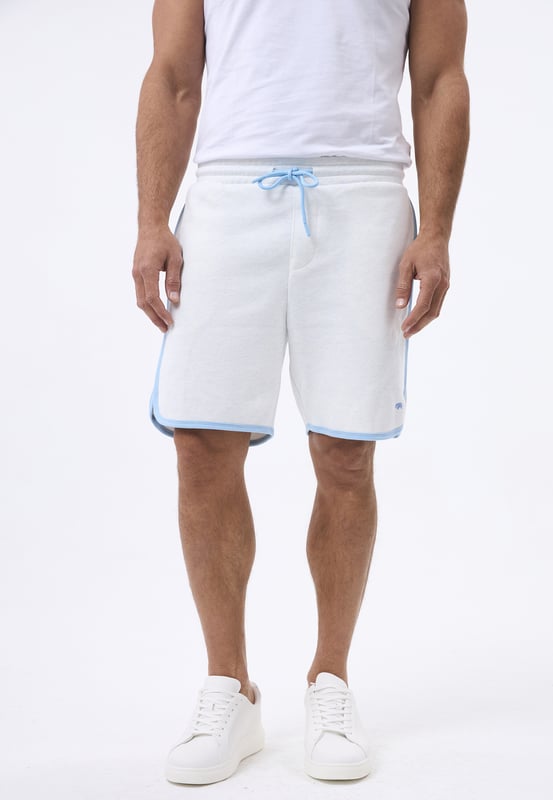 Die Felix Hardy Herrenshorts vereinen Komfort und Stil und sind die ideale Wahl für legere Tage bei warmem Wetter. Aus einem leichten, atmungsaktiven Stoff gefertigt, bieten diese Shorts hervorragenden Tragekomfort und Langlebigkeit für den täglichen Gebrauch. Der mittelhohe Bund und die taillierte Passform sorgen für eine moderne, schmeichelhafte Silhouette, während das flexible Design Bewegungsfreiheit ermöglicht. Mit praktischen Seiten- und Gesäßtaschen sind diese Shorts sowohl funktional als auch stilvoll. Ob für einen entspannten Tag unterwegs oder lockere Treffen – diese Shorts sind eine vielseitige Ergänzung für jede Garderobe und bieten einen raffinierten, dennoch legeren Look.