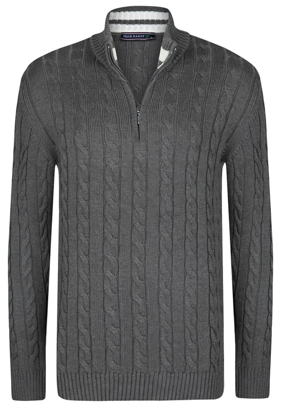 Zopfmuster Halber Reißverschluss Pullover Miguel Felix Hardys Herren-Halbreißverschluss-Pullover mit Zopfmuster vereinen Eleganz und Komfort. Aus Baumwolle gefertigt, bieten sie ein natürliches und angenehmes Tragegefühl. Das klassische Zopfmuster-Design mit Halbreißverschluss verleiht diesen Pullovern einen zeitlosen und vielseitigen Look, während der hochwertige Stoff Weichheit und Haltbarkeit gewährleistet.Die Pullover bieten mehrere wichtige Eigenschaften und Vorteile. Hergestellt aus hochwertigen Materialien, garantieren sie Weichheit und Widerstandsfähigkeit. Das klassische Zopfmuster mit Halbreißverschluss betont ihre zeitlose Anziehungskraft und macht sie für verschiedene Anlässe geeignet, dank ihres schlichten und eleganten Stils. Komfort steht im Vordergrund, mit einer flexiblen Struktur und einer bequemen Passform, die ideal für ganztägiges Tragen ist.Die Pullover lassen sich mühelos mit Jeans, Hosen oder Chinos kombinieren und sind in verschiedenen Farben erhältlich, um den persönlichen Stilvorlieben gerecht zu werden. Saisonale Vielseitigkeit macht sie passend für Frühling, Herbst und kühlere Sommertage. Stil-Tipps umfassen lässig-schicke Optionen wie die Kombination mit Jeans und Stiefeln oder elegante Abendlooks mit maßgeschneiderten Hosen und eleganten Schuhen. In kälteren Wetterlagen können Sie sie mit einer Jacke oder einem Mantel für zusätzliche Wärme und Stil kombinieren.Pflegehinweise empfehlen Handwäsche oder Maschinenwäsche in kaltem Wasser, Bügeln bei niedriger Hitze und Vermeidung von Bleichmitteln oder chemischer Reinigung. Mit sorgfältiger Aufmerksamkeit für Details und Verwendung hochwertiger Materialien sind Felix Hardys Herren-Halbreißverschluss-Pullover mit Zopfmuster darauf ausgelegt, sowohl Stil als auch Komfort zu bieten und sie zu einem vielseitigen Kleiderschrank-Essential für jede Jahreszeit zu machen.