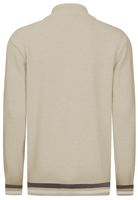 Genießen Sie klassischen Stil mit einer Prise moderner Funktionalität im Felix Hardy Herren Halbzip Baumwollpullover. Komplett aus 100% Baumwolle gefertigt, verkörpert dieser Pullover Felix Hardys Engagement für Qualitätshandwerk und Komfort. Sein vielseitiges Halbzip-Design macht ihn ideal zum Schichten über Hemden oder zum allein Tragen und passt sich mühelos verschiedenen Umgebungen an. Der weiche, atmungsaktive Stoff sorgt den ganzen Tag über für eine bequeme Passform und macht ihn zur idealen Wahl für lässige Ausflüge und halbformelle Anlässe. Dank maschinenwaschbarer Eigenschaften ist er einfach zu pflegen und behält Form und Farbe, wodurch er saisonale Anziehungskraft von Jahr zu Jahr behält.