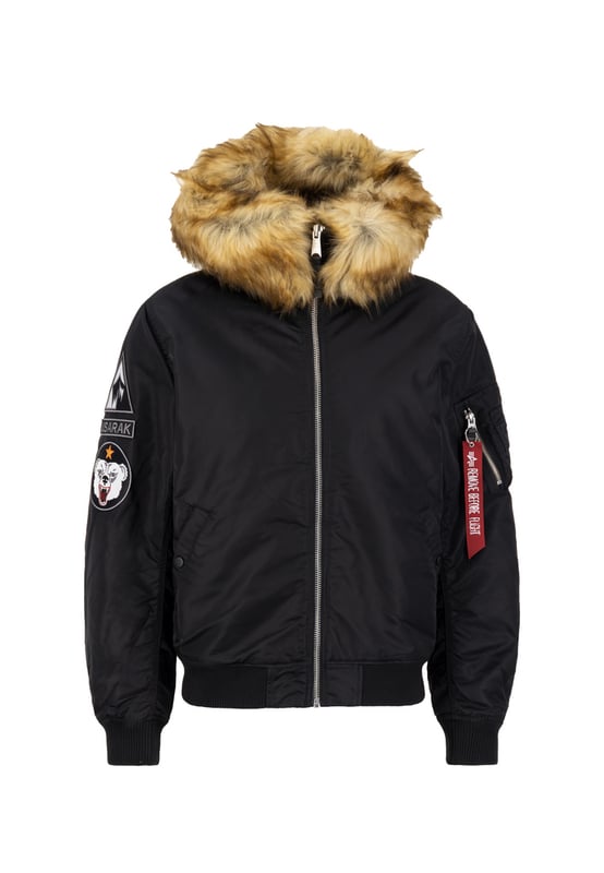 Esta chaqueta elegante y abrigada es perfecta para los fríos días de invierno. Con un corte regular, parches bordados en las mangas y un RBF Tag, esta chaqueta ofrece comodidad y estilo durante toda la temporada.