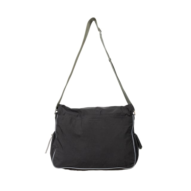 VINTAGE, RRP AS NEW
This sporty messenger bag from Prada features silver-tone hardware, an adjustable shoulder strap, three exterior pockets, nylon lining, and dual buckle closure at the front. Measurments:  width: 965 mm height: 812 mm