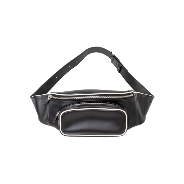 Prada Ledergürteltasche – 10er Empfohlener Verkaufspreis
Lieferumfang: Staubbeutel
Gesicherte Echtheit: Dieses Produkt wird von einem renommierten und vertrauenswürdigen Partner geliefert.
Mit diesem Kauf bewahren Sie ikonische Handwerkskunst, würdigen Traditionen und genießen die Schönheit des bewussten Einkaufens. Maße: Breite: 762 mm, Höhe: 381 mm, Armbandlänge: 84–112 mm