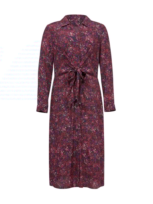 This midi shirt dress embodies our signature aesthetic, featuring a collared neckline and a flattering self-tie detail. With convenient side pockets, it offers a button-through closure crafted from a viscose blend, giving a flattering drape.Made in Romania.