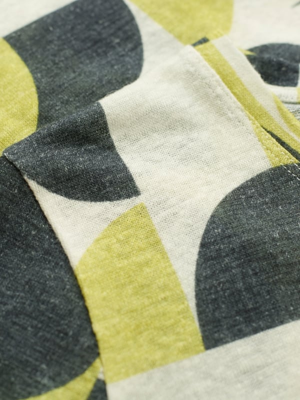 Effortless style meets comfort in our Linen Blend;V Neck T-Shirt. Made from our classic linen and  cotton blend jersey, it features a beautiful textured slub in the fabric. With an elegant V neckline and set-in short sleeves, it offers an easy fit for your daily wear. Whether you're dressing up or down, this T-shirt is a timeless addition to your wardrobe.