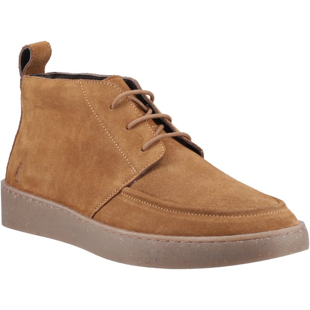 Classic style meets comfort in the Rory, with a suede upper, adjustable lace up fastening and memory foam insole, and a lightweight flexible outsole