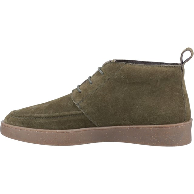 Classic style meets comfort in the Rory, with a suede upper, adjustable lace up fastening and memory foam insole, and a lightweight flexible outsole