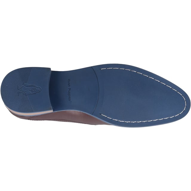With it's classic smart style perfect for work or play, the Declan features a quality leather upper along with an Ortholite Technology insole to keep you comfortable all day long