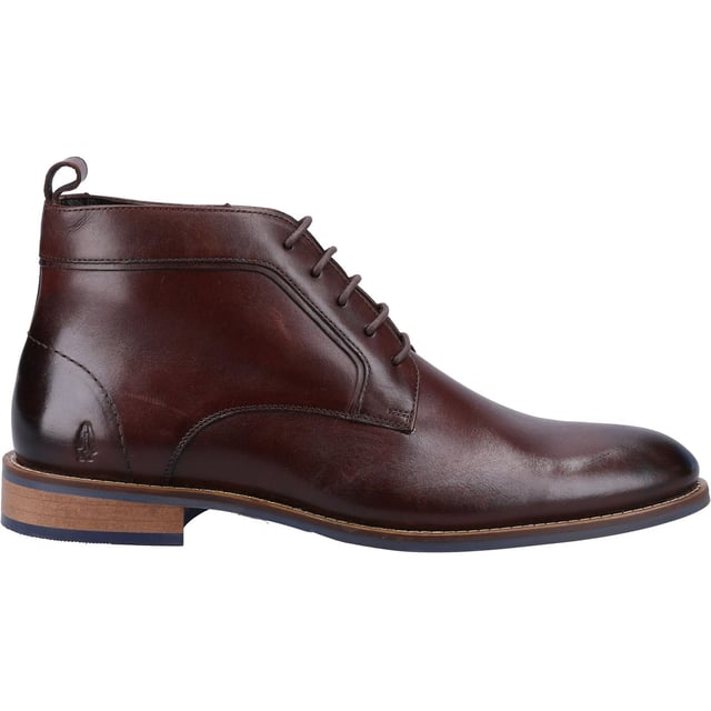 With it's classic smart style perfect for work or play, the Declan features a quality leather upper along with an Ortholite Technology insole to keep you comfortable all day long