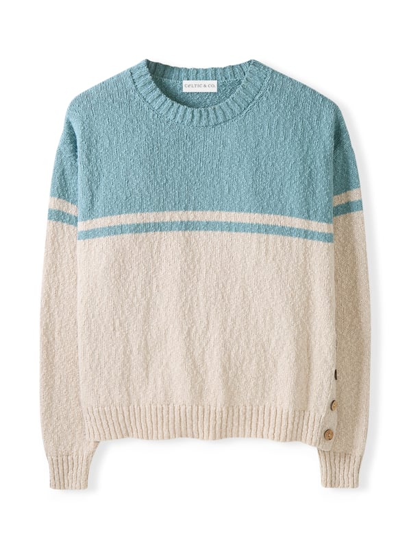 This colourblock jumper features a unique slub texture in a cotton-linen blend. Its boxy shape with a crew neckline and side-seam button placket brings a fresh, casual twist, while drop shoulders enhance the relaxed feel.