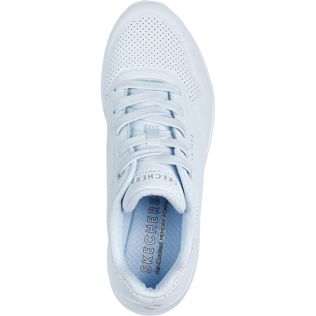 Classic air cushioned style meets updated comfort in the Stand on Air shoe. Smooth leather-textured synthetic upper in a lace up classic fashion sneaker with stitching and perforation accents.